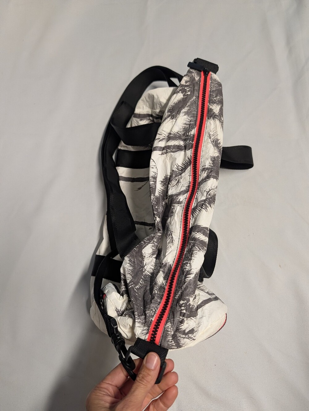ALOHA Collection Black & White Palm-Print Travel Duffel with Red Trim - Picture 9 of 15